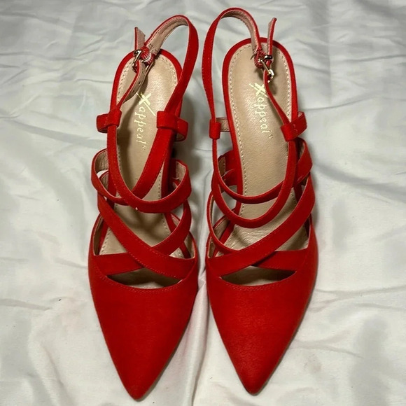 XAPPEAL Maren - Women's Strappy Closed Toe Pointed Pump with Ankle Strap Red - Picture 3 of 7